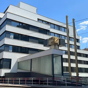 Post 120 Otel Prag