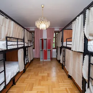 Women's Only - Female Only Hostel Prag